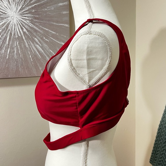 Blooming Jelly Red Bikini Top with Strappy Detail - Picture 3 of 8